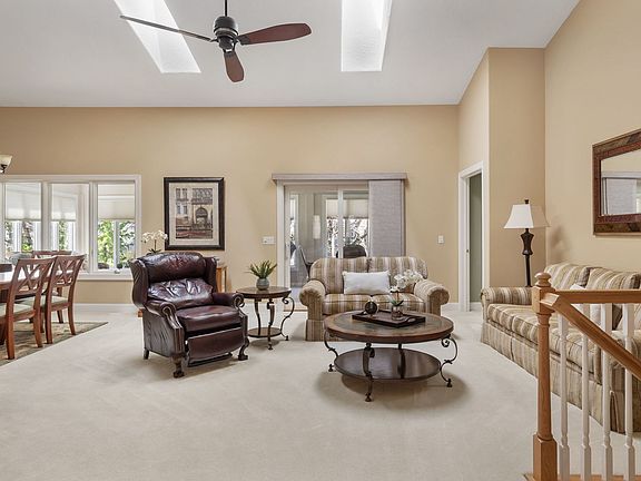 4th image of 461 43rd Avenue Ct #6
