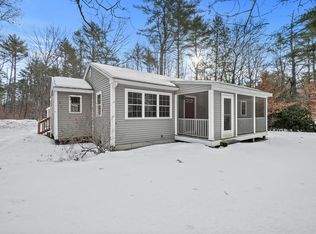 2 Alling Dr, Gray, ME 04039