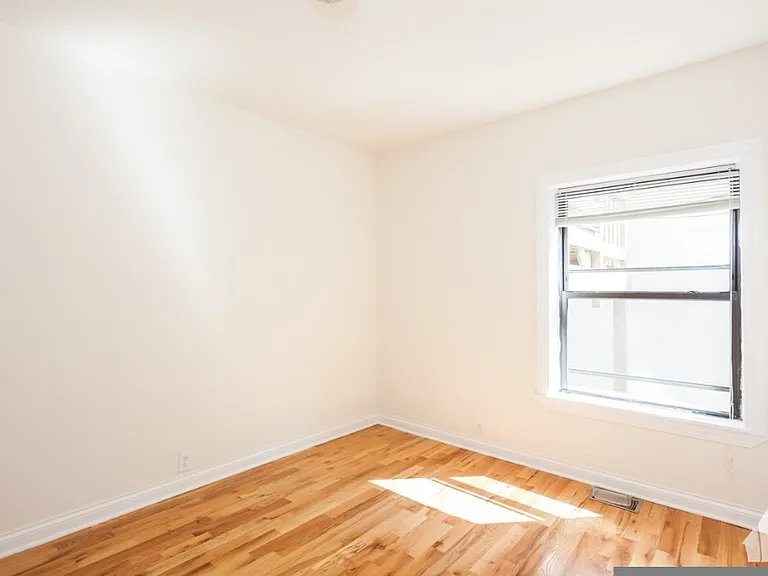 824 W Waveland Ave #1 — Photo 7