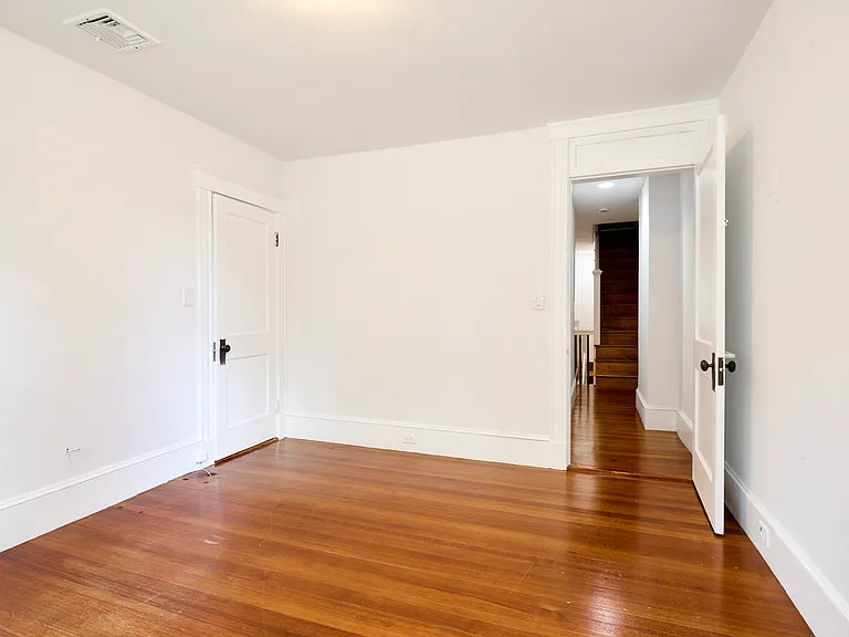36 Maple Ave #34 — Photo 2