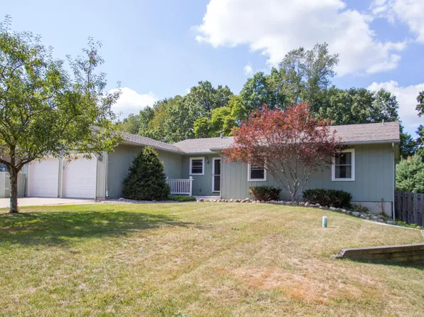 5685 Whitmore St, Kalamazoo, MI 49004