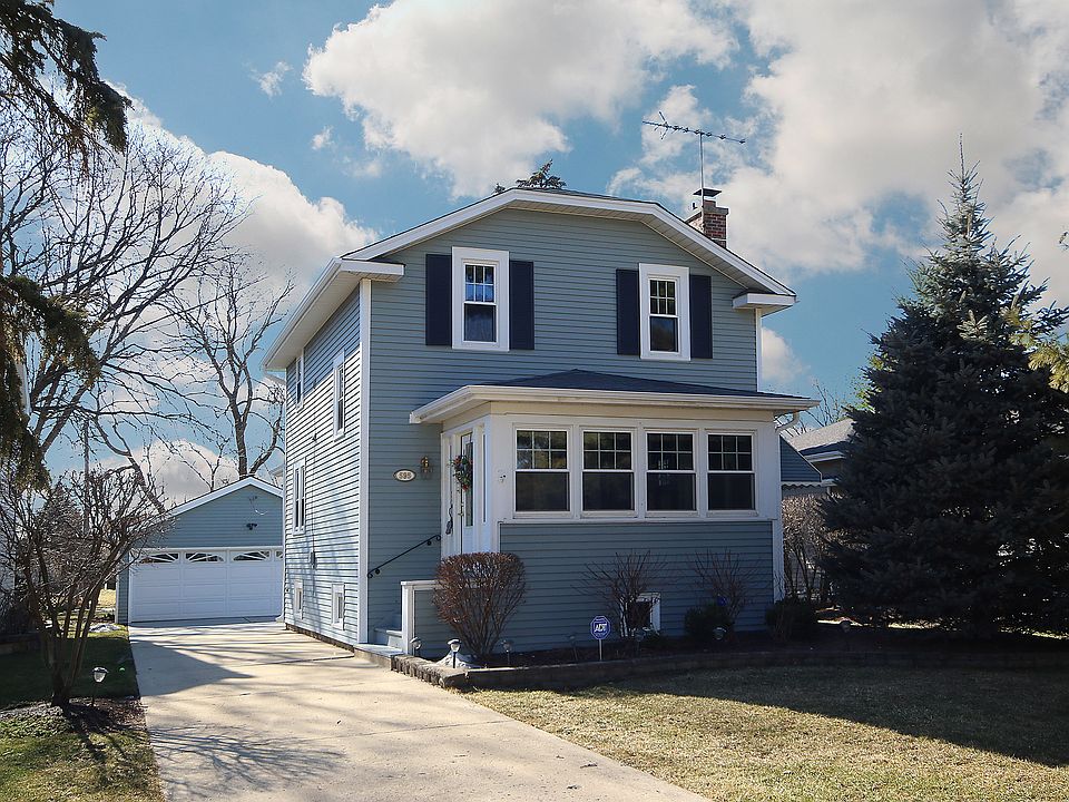1st image of 595 Maiden Ln