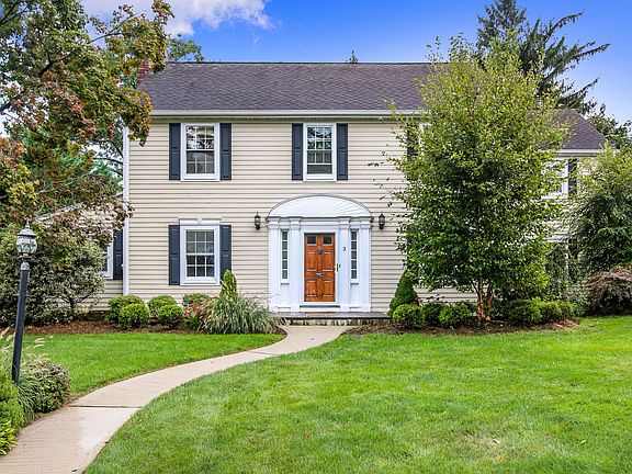 3 Meadow Rd Harrison, NY 10528 (04 of 25).jpg