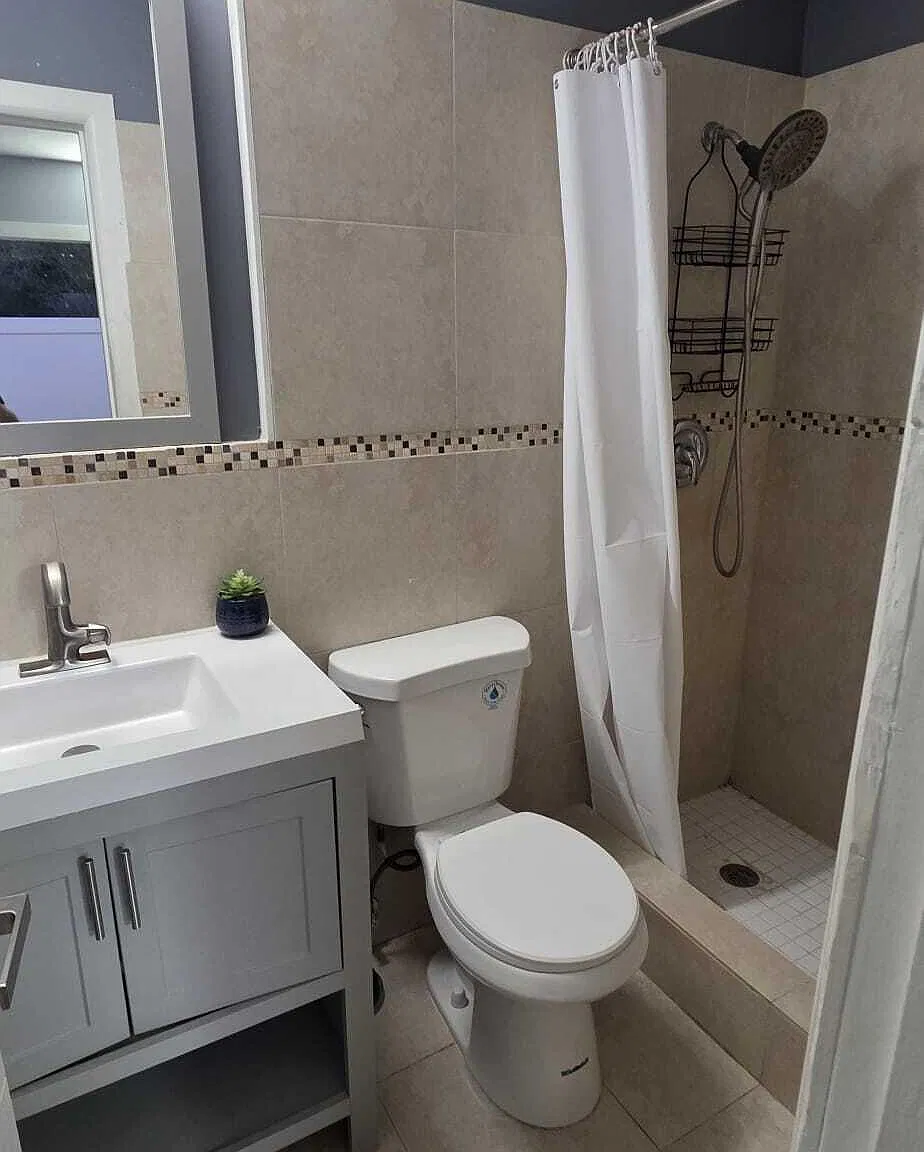Studio, 1.0 bath, 300 sqft, $1,200 — Photo 1