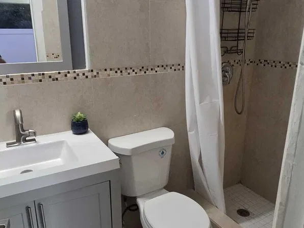 1109 NW 5th St APT 5, Fort Lauderdale, FL 33311