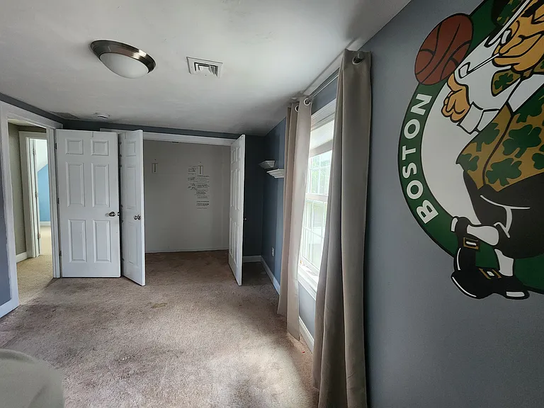140 Malden St #2 — Photo 8