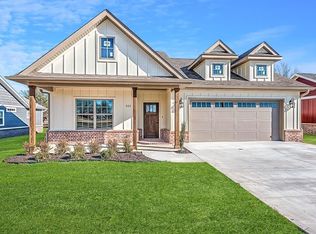513 S Dogwood St, Siloam Springs, AR 72761