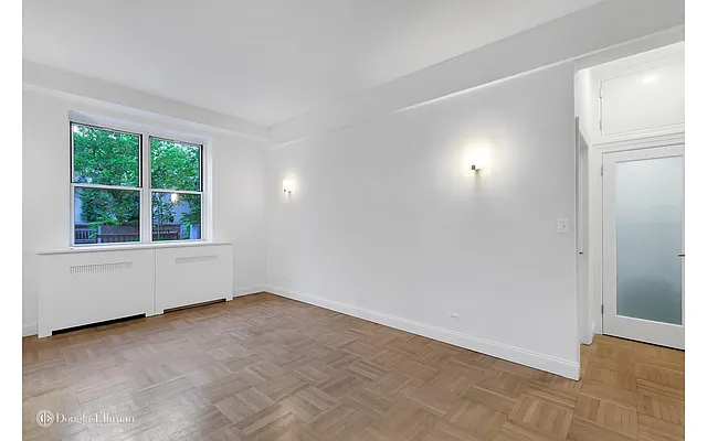 Sold by Douglas Elliman | media 20