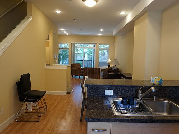 2nd image of 12327 NE 7th Pl APT 112