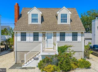 121 W Selfridge Ave, Brant Beach, NJ 08008