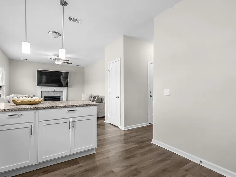 479 Brightleaf Cir — Photo 14