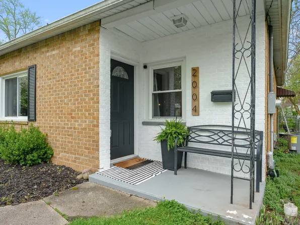 2004 Paddington Rd, Kalamazoo, MI 49001