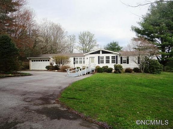 3rd image of 1840 Granite St