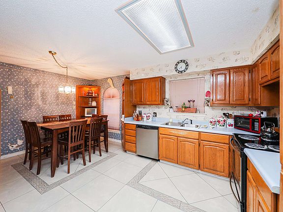 5th image of 1518 Palmer Dr