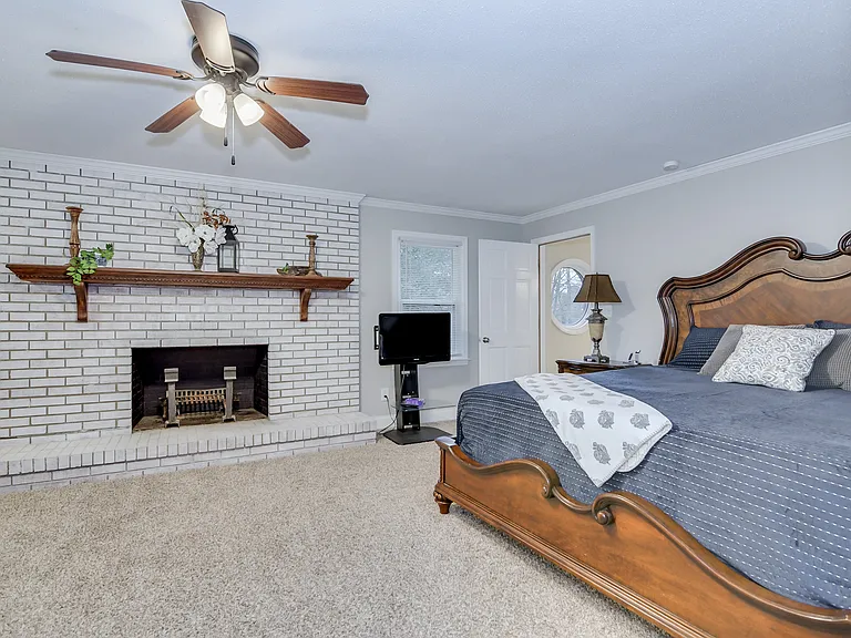 2415 Apricot Ln — Photo 20