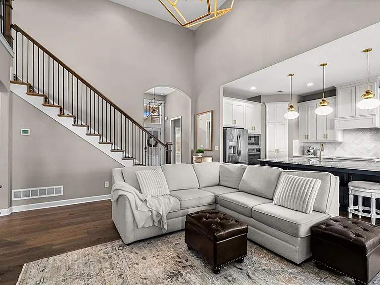 21410 W 189th Ter — Photo 14