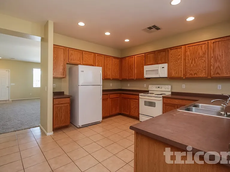 7022 W Carson Rd — Photo 7