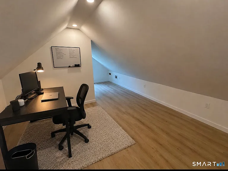 1787 Stratfield Rd #2 — Photo 11