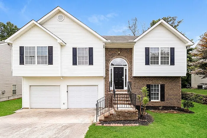 6055 Yellowood Ct