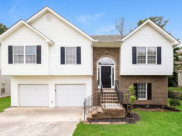 6055 Yellowood Ct, College Park, GA 30349