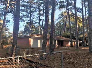 1302 Woodland Park Ave, Jasper, TX 75951