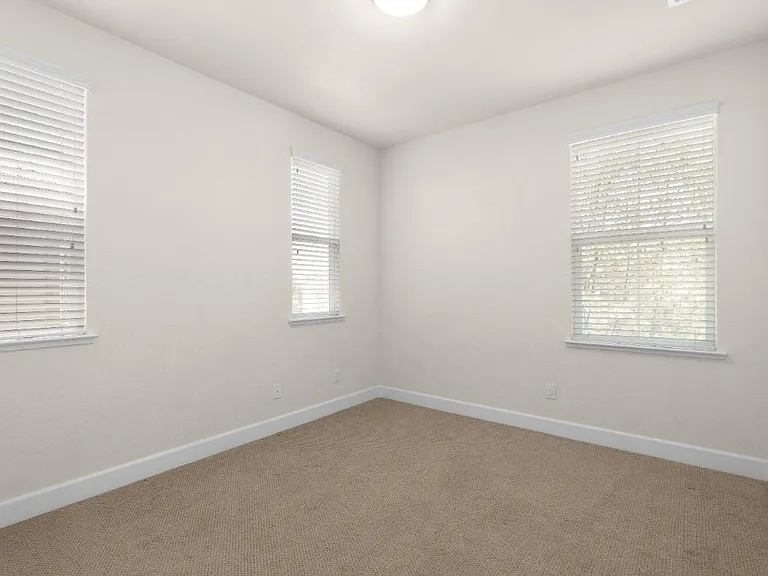 Upstairs: Bed room 2