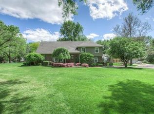 9116 Slater St, Overland Park, KS 66212