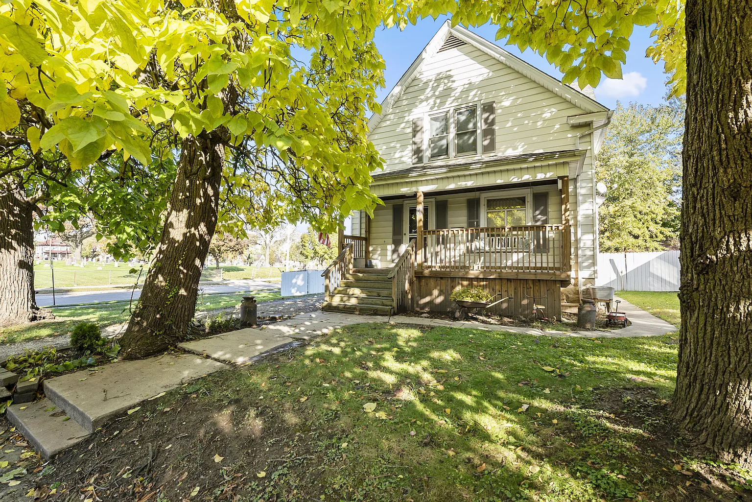 4 Hunter Ave photo 1