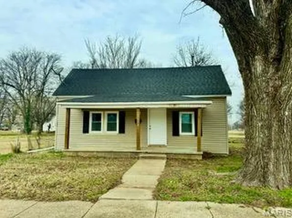 318 Kendall St, Sikeston, MO 63801