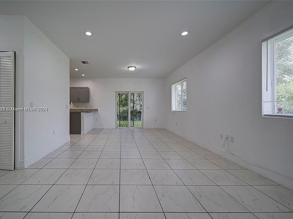 5th image of 14709 NE 7th Ave #14709