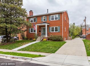 6424 24th St N, Arlington, VA 22207