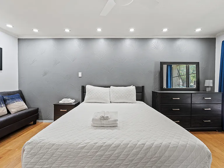 7929 Meadow Park Dr #201 — Photo 18