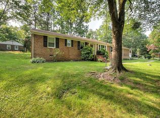 10325 Greglynn Rd, North Chesterfield, VA 23236