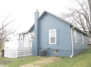 1702 Linden Ave, Chariton, IA 50049