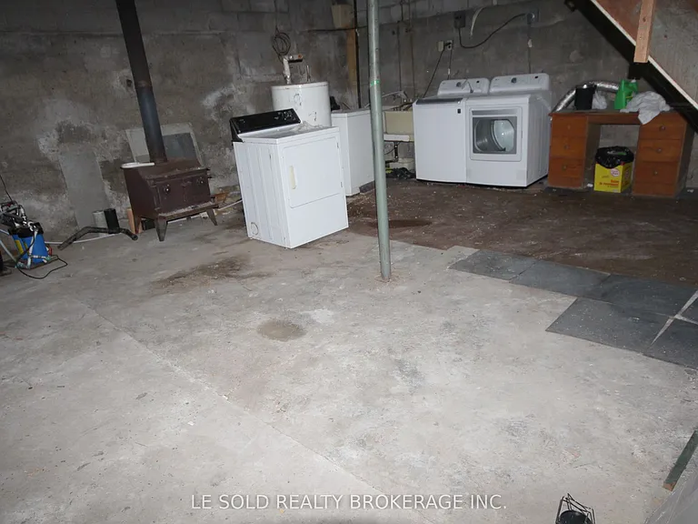 169 Gormley Rd W — Photo 25