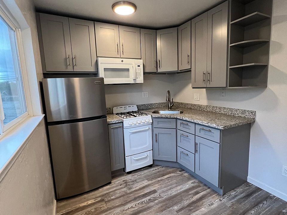 New Kitchen with all new appliances