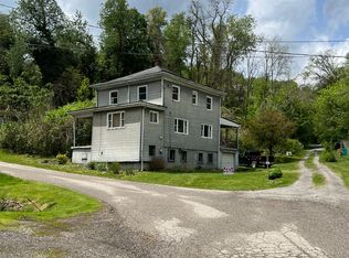 600 Jeanette Ave, Martins Ferry, OH 43935