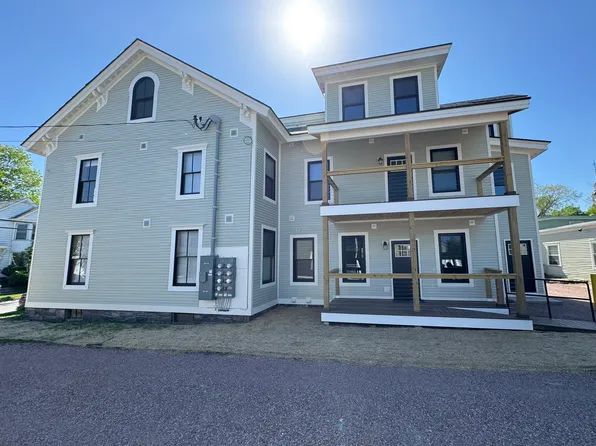 24 Grant St #2, Burlington, VT 05401