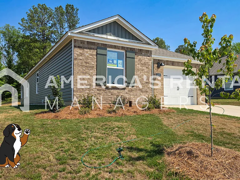 2400 Sky Dr — Photo 1