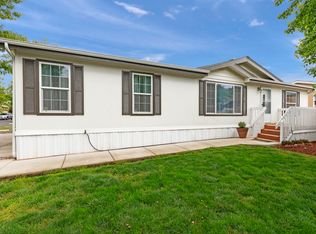 10 E South Stage Rd SPC 422, Medford, OR 97501