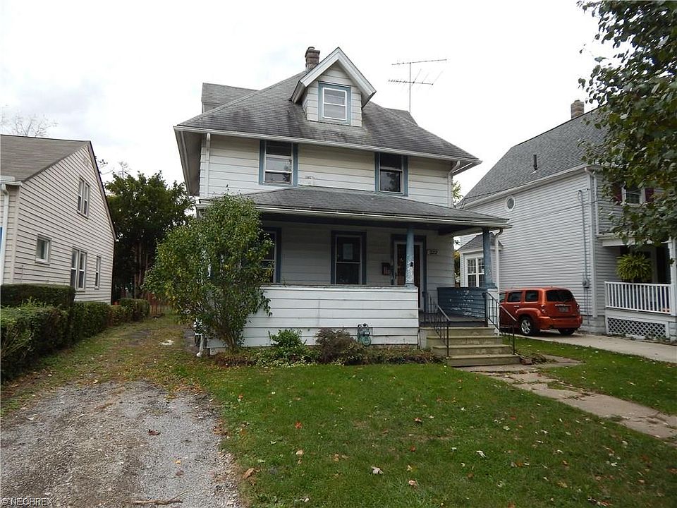 1st image of 222 Spruce St