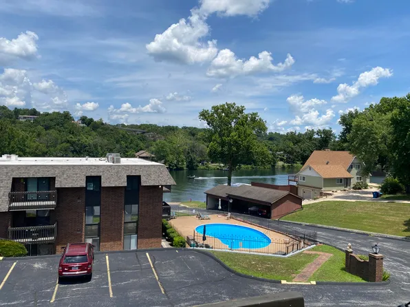 130 Wilshire Drive #34, Hollister, MO 65672