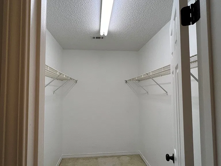 5587 Mobile Ave — Photo 8