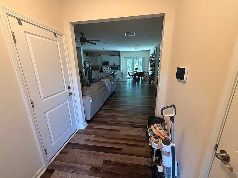 Newfields Place Ls — Photo 14