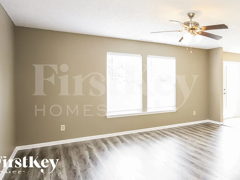 15498 Border Dr — Photo 5