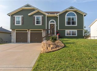 2609 NW 69th Pl, Kansas City, MO 64151