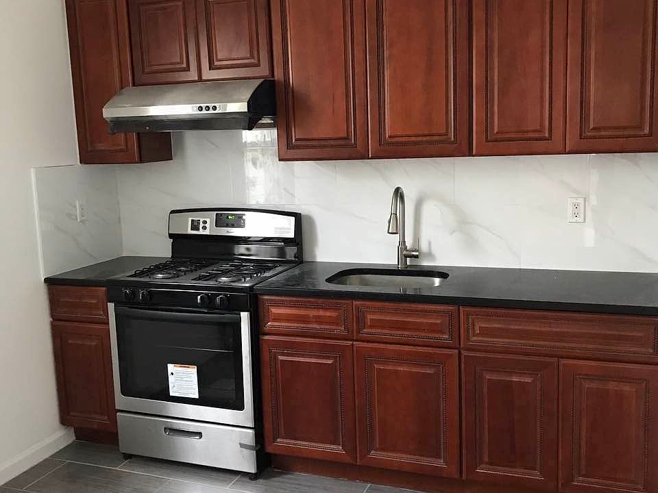1st image of 12519 Hillside Ave #1FL