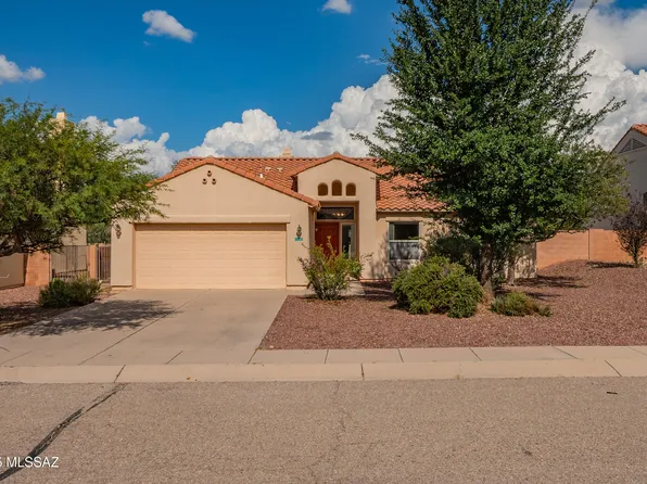 403 Via Capri, Rio Rico, AZ 85648