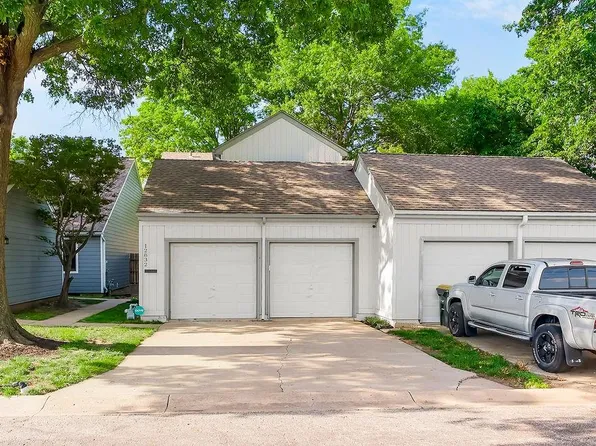 12832 W 67th St, Shawnee, KS 66216