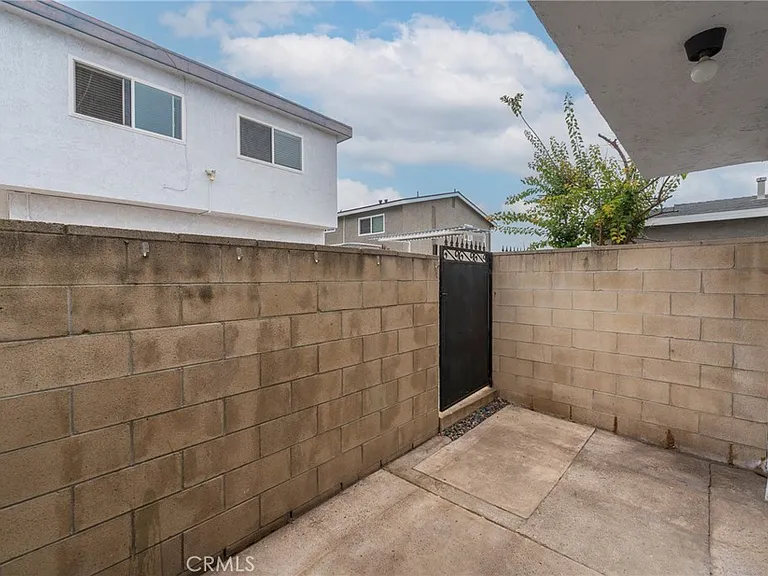 2306 Delaware St #B — Photo 14